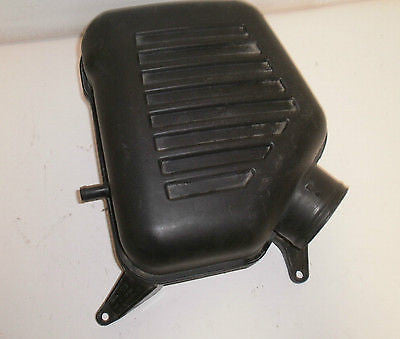 Jeep Wrangler TJ Air Resonator Cleaner Box 97-02 OEM 4 cyl 2.5L 53030759