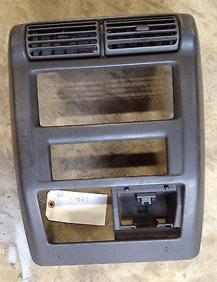 Jeep Wrangler TJ Radio Bezel Shroud 97-02 Dash Vent Surround OEM with a/c vents