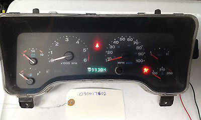 Jeep Wrangler TJ 2005-2006 Speedometer Gauge Cluster Dash 56010678AE 99K miles