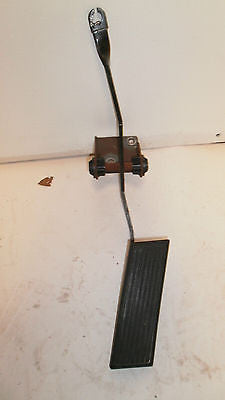 Jeep Wrangler TJ Gas Accelerator Pedal Assembly Sport Sahara 97-06 OEM 52078714