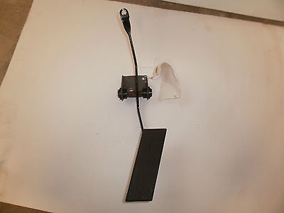 Jeep Wrangler TJ Gas Accelerator Pedal Assembly Sport Sahara 97-06